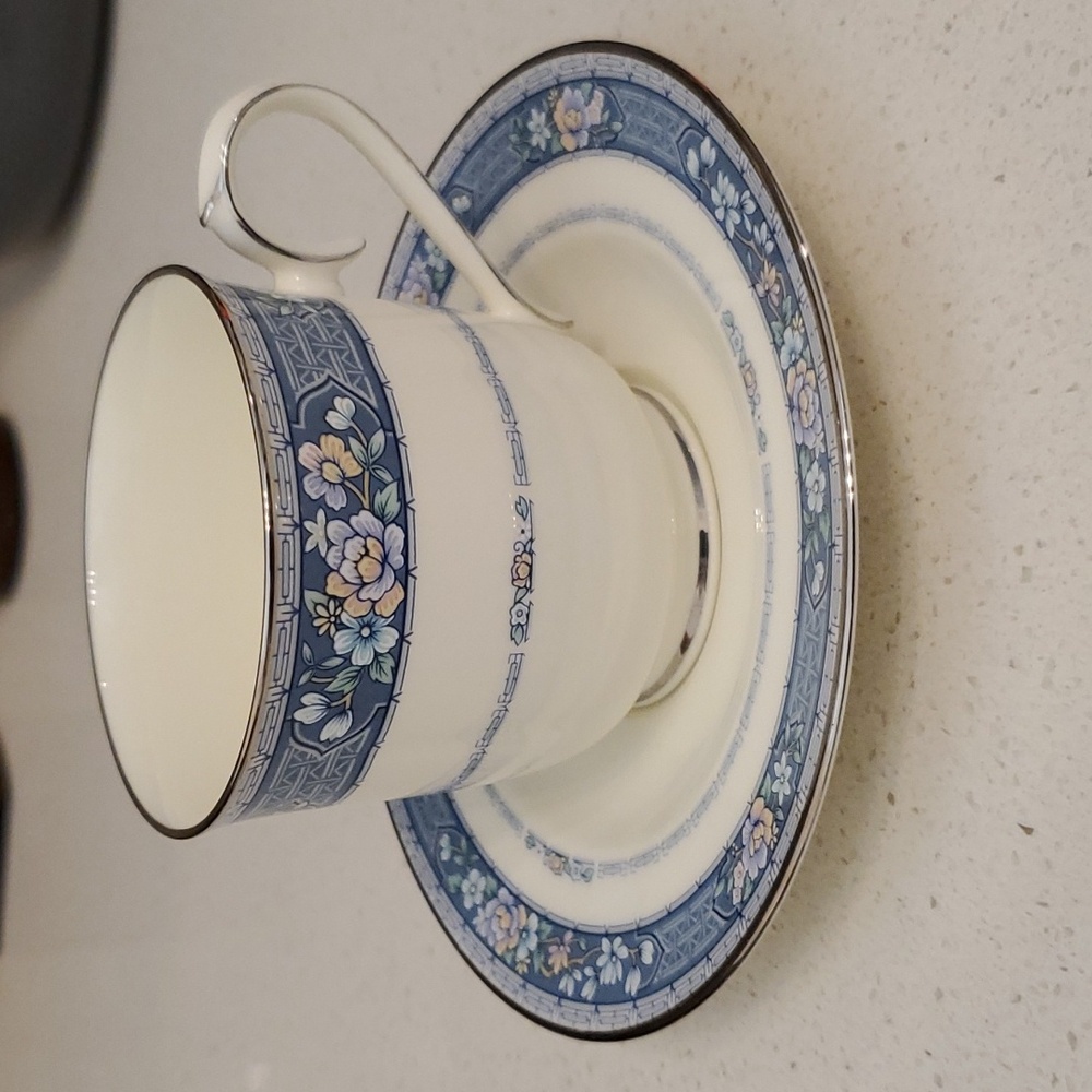Noritake Randolph Footed Tea Cup & Saucer Japan